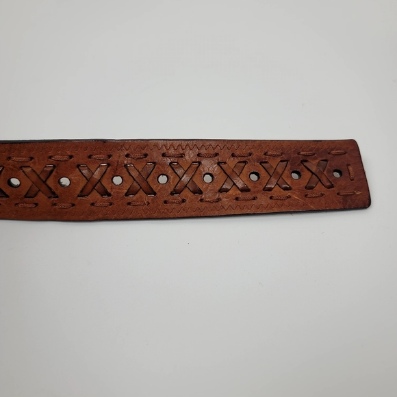 vintage Leather belt with buckle size small - Picture 6 of 8